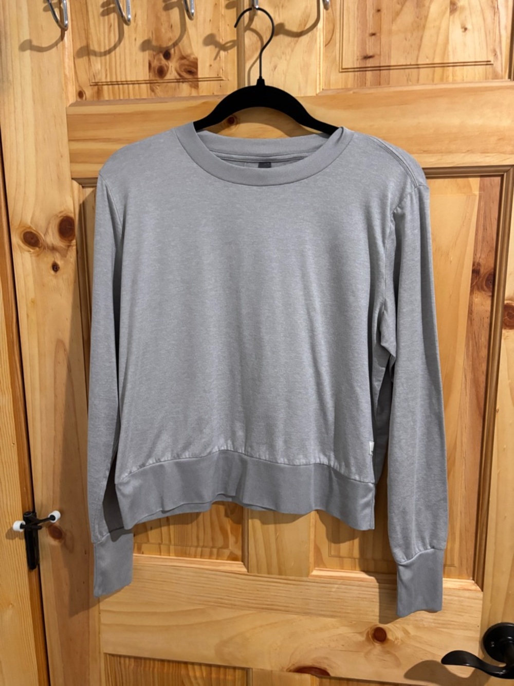 Vuori Heather Gray Crewneck Sweatshirt
